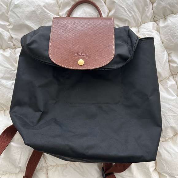 Longchamp Handbags - Longchamp bookbag